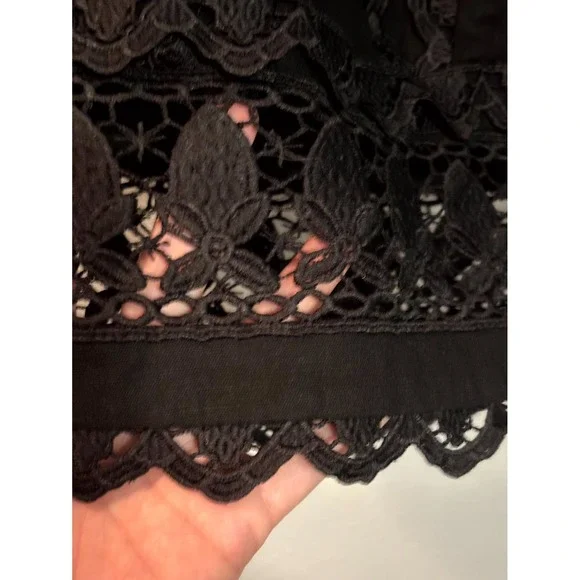 Endless Rose‎ Plunging Neck Lace Trim Cropped Top Womens Small Black Cotton - Picture 4 of 10